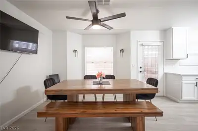 3413 West Delhi Avenue Dining Area