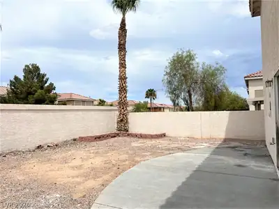 10108 Basalt Hollow Avenue, Las Vegas, NV 89148 Yard