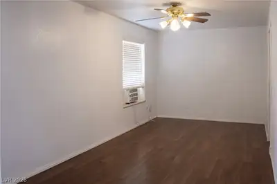 1280 East Embry Avenue Bedroom