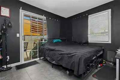 2121 Petersham Court B Bedroom