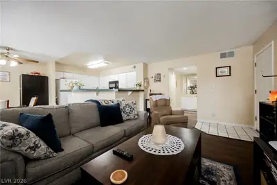 7909 Fossil Creek Lane 102, Las Vegas