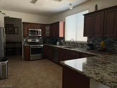 5933 Spinnaker Point Avenue, Las Vegas, NV 89110 Kitchen