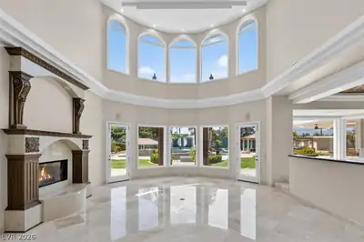 2021 South Valadez Street Living Room