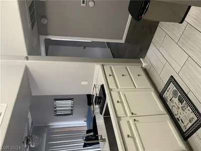 7255 West Sunset Road 1049 Kitchen