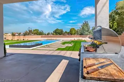 7020 Bath Drive, Las Vegas, NV 89131 Patio