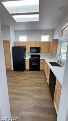 2817 BYRON Drive, Las Vegas, NV 89134 Kitchen