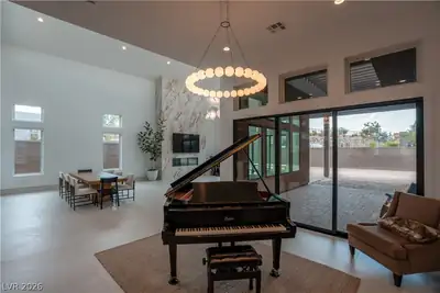 11134 Desert Heights Avenue, Las Vegas, NV 89135 Living Room