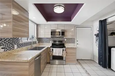 2639 Aracatuba Avenue, Las Vegas, NV 89121 Kitchen