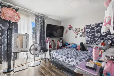 2639 Aracatuba Avenue, Las Vegas, NV 89121 Bedroom
