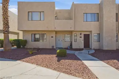 2639 Aracatuba Avenue Las Vegas, NV 89121