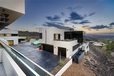 750 Dragon Ridge Drive, Henderson, NV 89012 Front of Structure