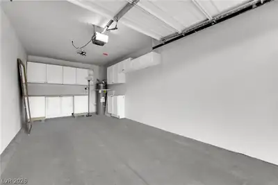 5049 Spencer Street A, Las Vegas, NV 89119 Garage