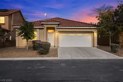 5716 Port Douglas Court, Las Vegas, NV 89113 