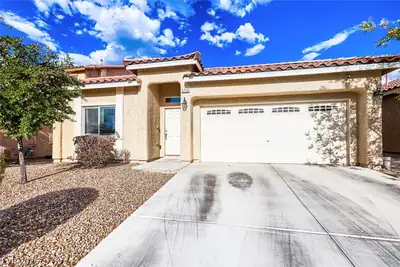 5716 Port Douglas Court, Las Vegas, NV 89113 