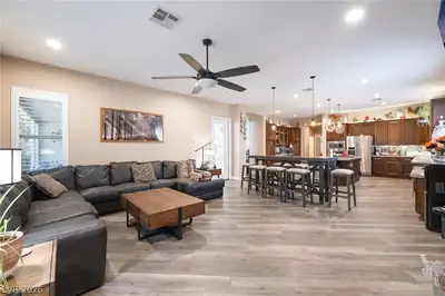 10610 Fairfield Avenue, Las Vegas, NV 89183 Living Room