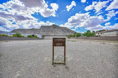 4281 North Grand Canyon Drive 