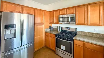 6242 Standing Elm Street, North Las Vegas