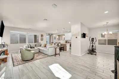 10815 Henesco Bay Street, Las Vegas, NV 89179 