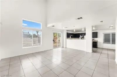 5942 Sleepy Fawn Drive, Las Vegas, NV 89142 Living Room