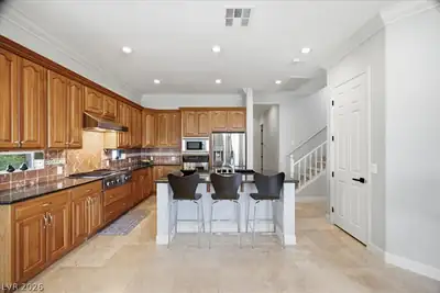 2948 Via Meridiana, Henderson, NV 89052 Kitchen