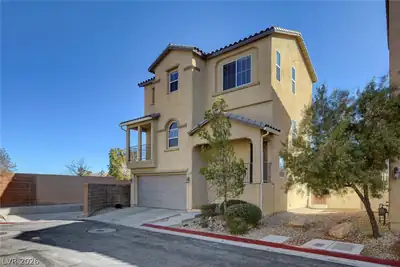 10254 Ladybug Bend Street Front of Structure