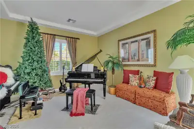 1455 Foothills Village Drive Living Room