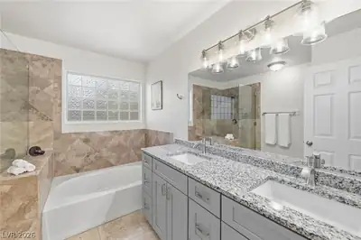 7717 Sanction Avenue, Las Vegas, NV 89131 Primary Bathroom
