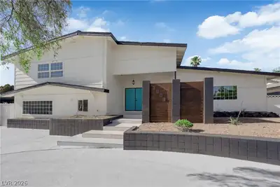 2809 Mason Avenue, Las Vegas, NV 89102 Front of Structure