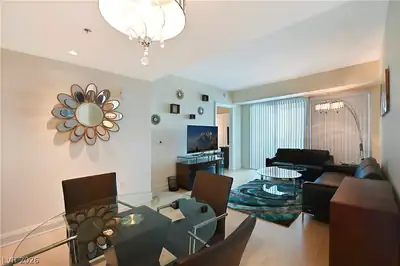 2700 South Las Vegas Boulevard 2107 Living Room