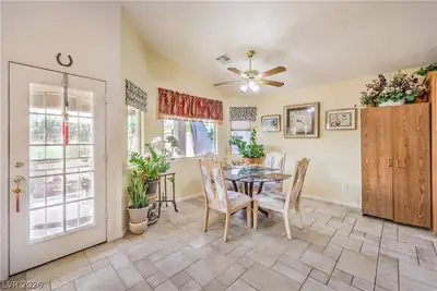 5521 Little Lake Avenue, Las Vegas, NV 89122 Dining Area