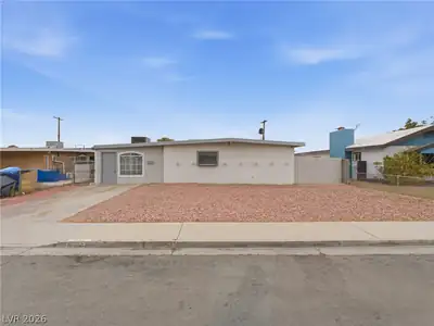 5132 Hallet Drive Las Vegas, NV 89122