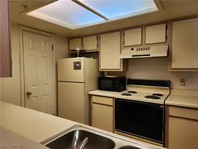 3550 Bay Sands Drive 2063 Kitchen