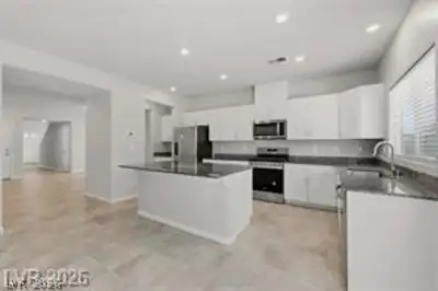 1058 Willow Berry Avenue, North Las Vegas, NV 89032 Kitchen