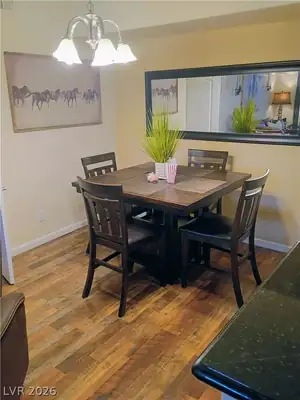 10213 Penrith Avenue 103 Dining Area