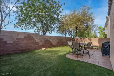 9504 Victory Garden Avenue, Las Vegas, NV 89149 Yard