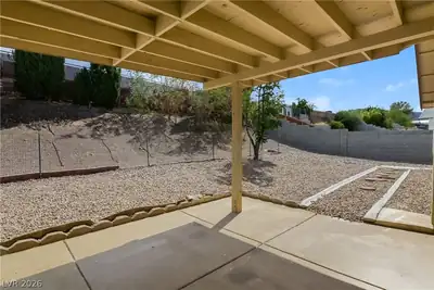 422 Chateau Drive, Henderson, NV 89002 Patio
