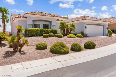 2742 Hartwick Lane Las Vegas, NV 89134