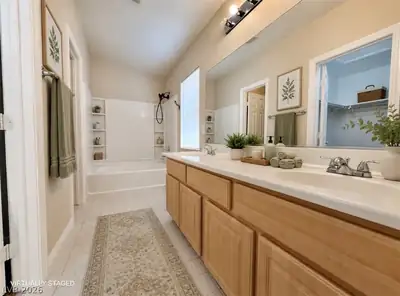 3416 President Pride Place 1 Primary Bathroom