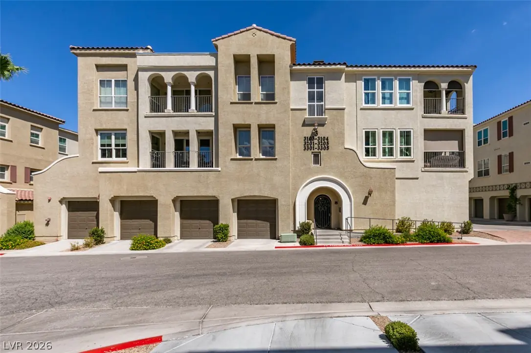 2555 Hampton Road 3203