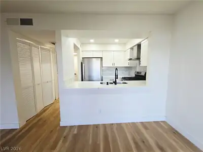 1534 Hialeah Drive D, Las Vegas, NV 89119 Kitchen