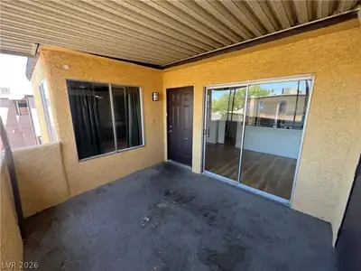 1534 Hialeah Drive D 