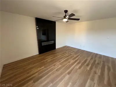 1534 Hialeah Drive D 