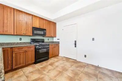 64 PLAYA DEL COCO Court, Henderson, NV 89074 Kitchen