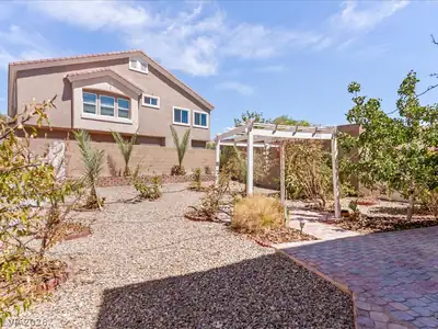 6496 Clara Bow Avenue 103 Yard