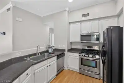 10245 South Maryland Parkway 2197 Kitchen