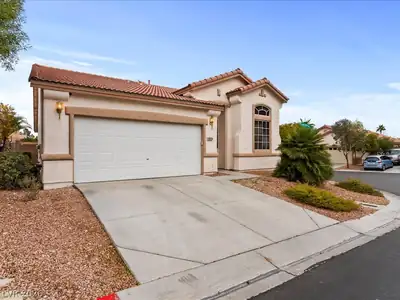 10034 Canyon Dunes Avenue, Las Vegas