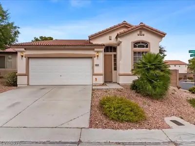 10034 Canyon Dunes Avenue, Las Vegas, NV 89147 Front of Structure