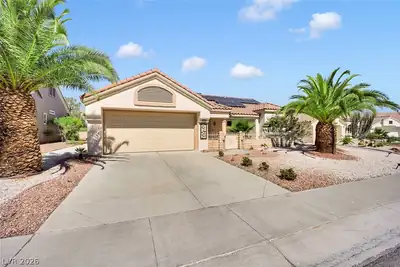 3101 Wonderview Drive, Las Vegas, NV 89134 Garage