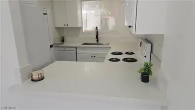 2373 Cardiff Lane B, Las Vegas