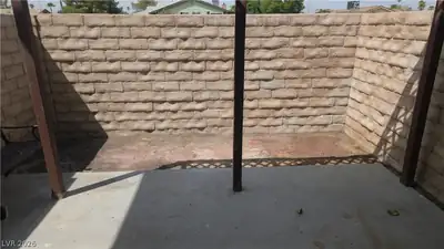 2373 Cardiff Lane B Patio